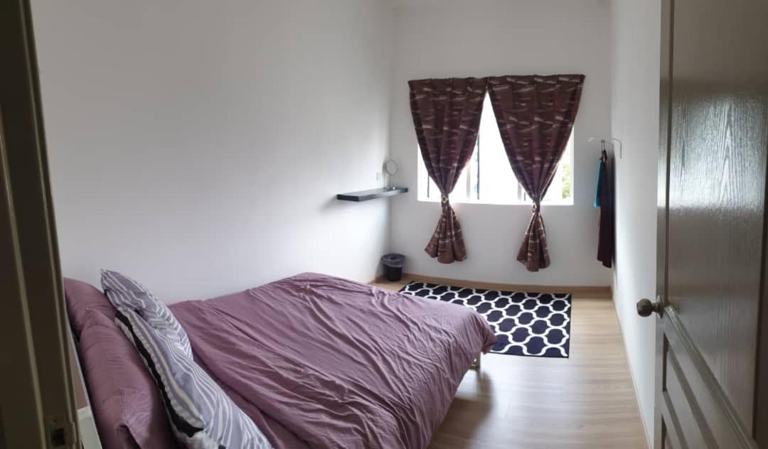 Chombies Muslim Homestay Tanah Rata Exterior foto